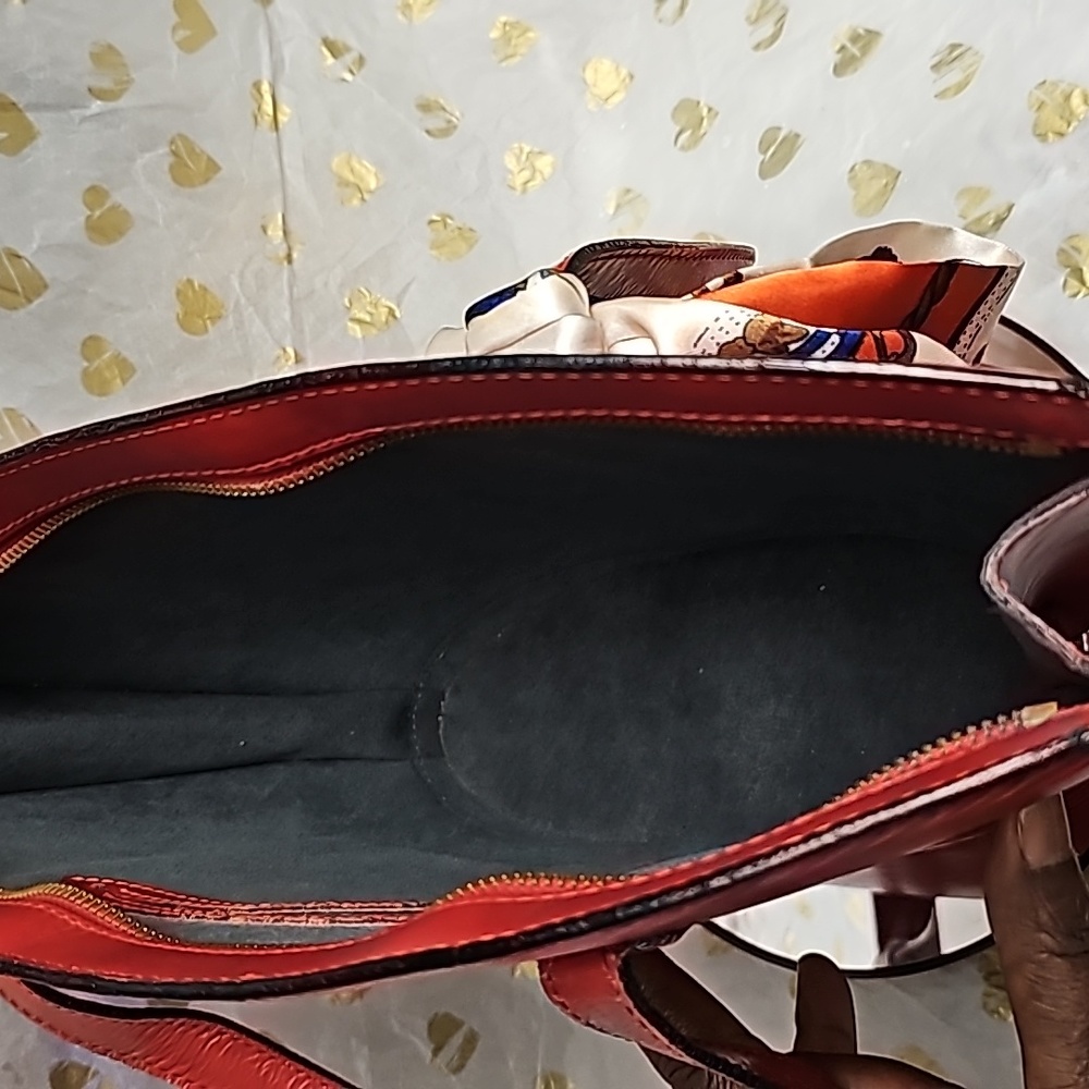 Authentic Louis Vuitton Red Epi Saint Jacques Handbag - Picture 8 of 15